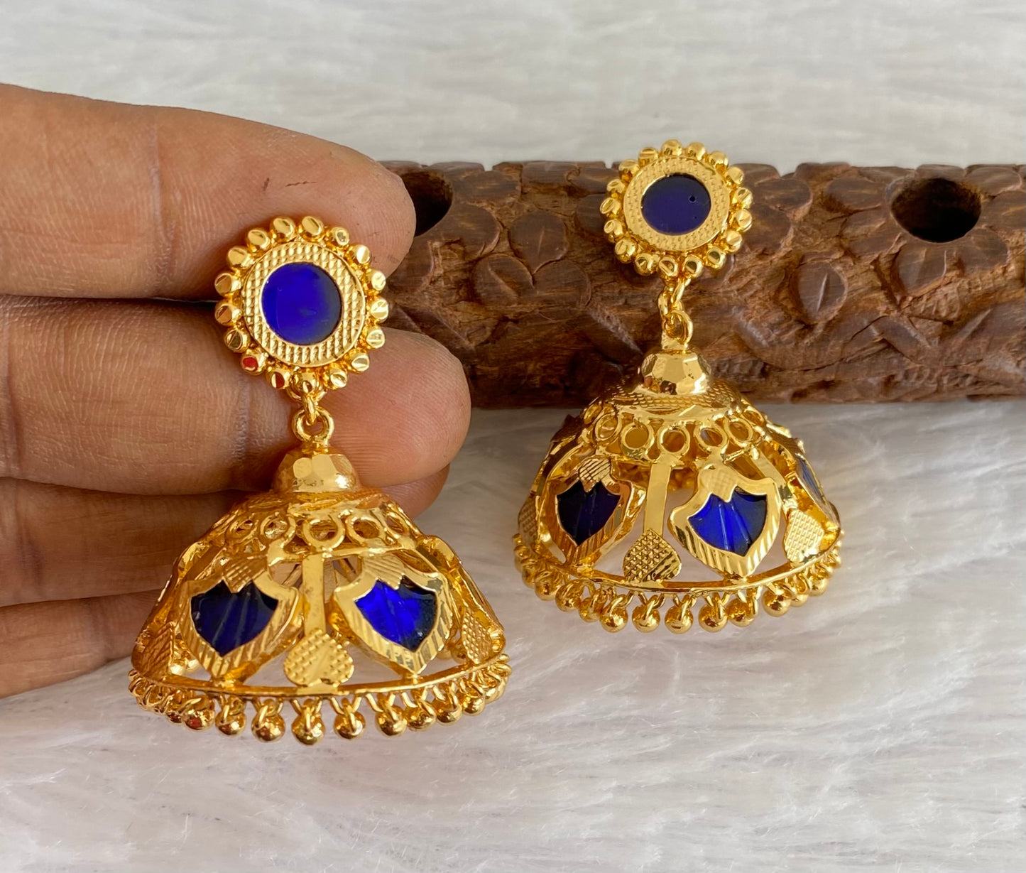 Gold tone kerala style blue 6 petals of palakka jhumkka dj-53136