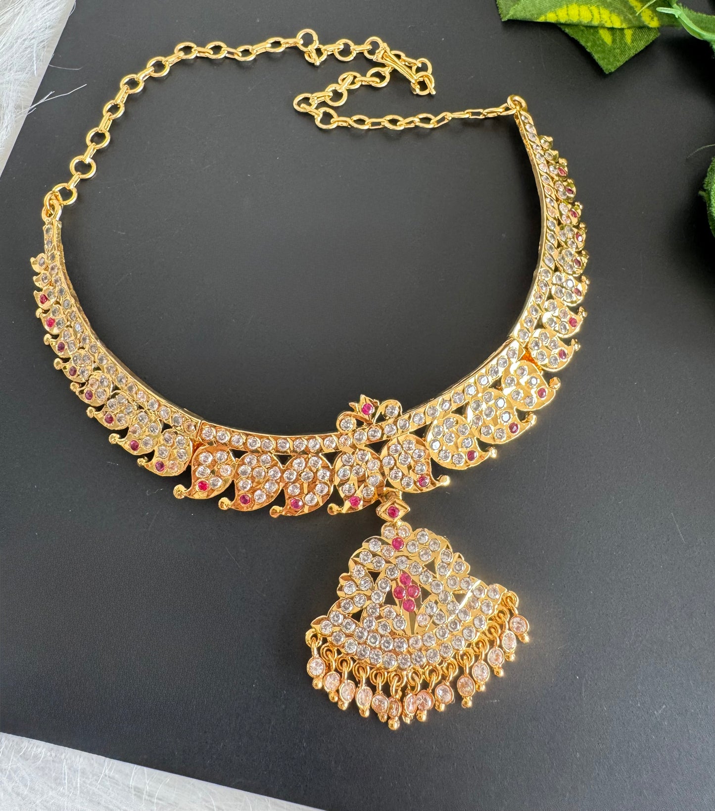 Gold tone ad ruby-white stone mango necklace dj-51197