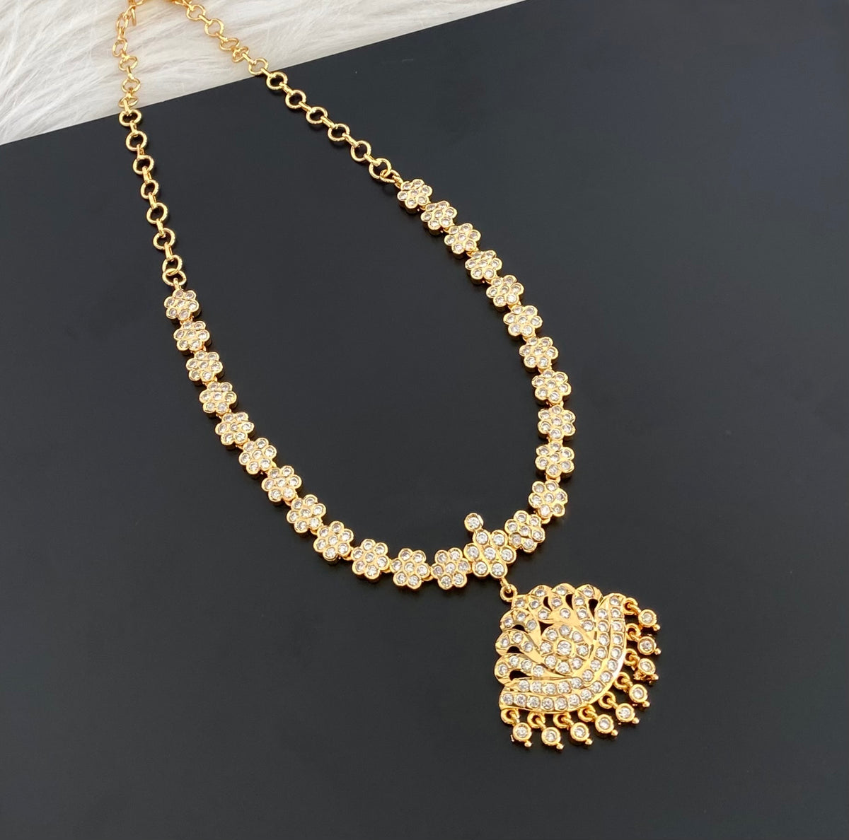 Gold tone south indian AD white stone flower necklace dj-54923
