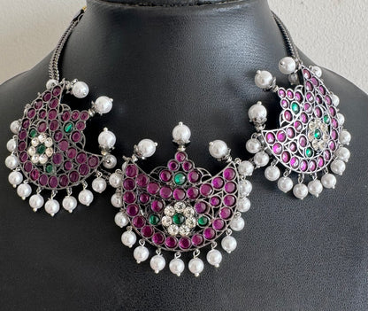 Black finish precious kemp pearl moon necklace Dj-51170