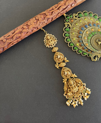 Antique gold tone cz white lakshmi peacock tikka dj-52058
