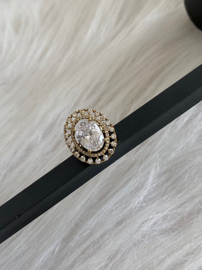 Antique gold tone cz white stone finger ring dj-55038