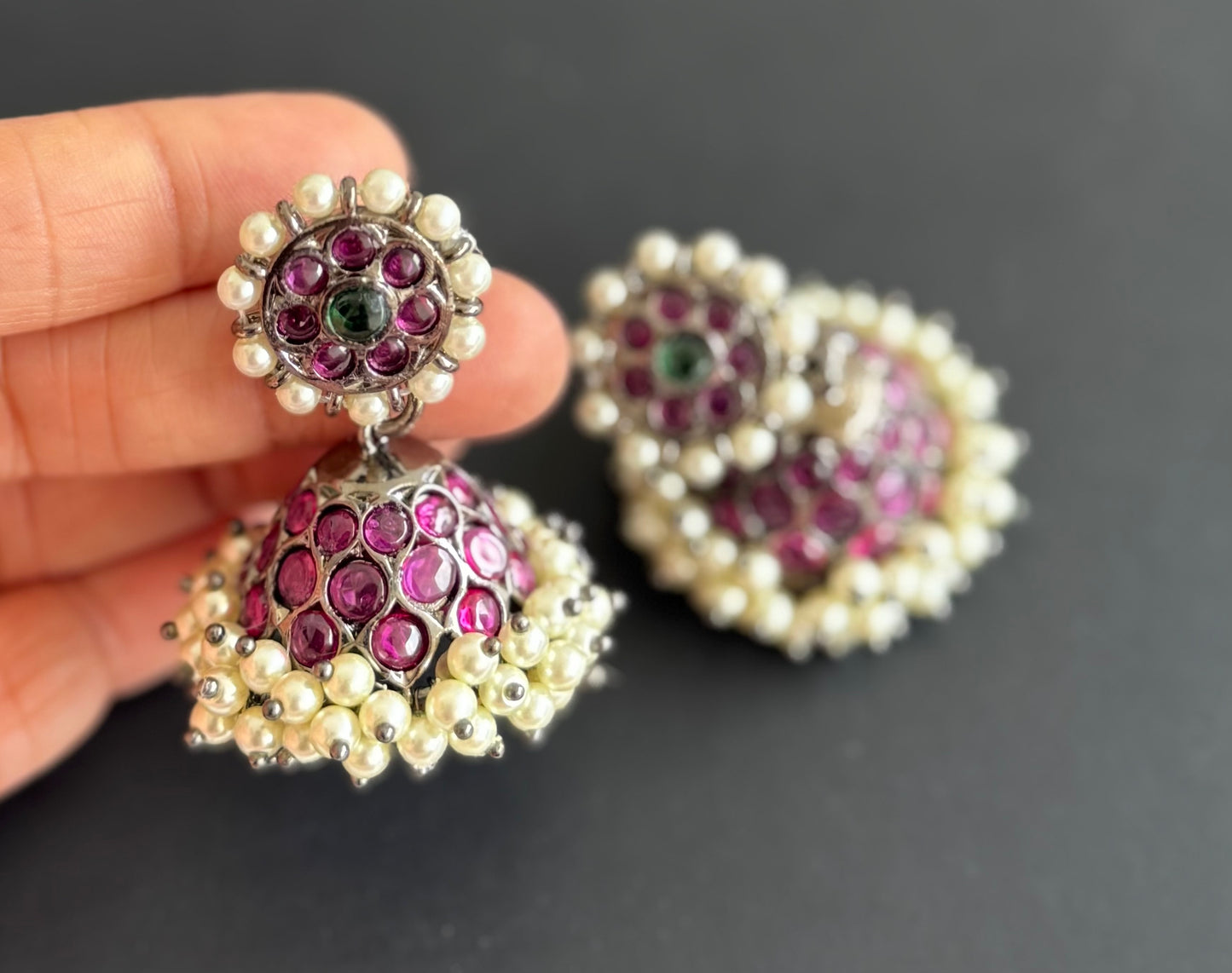 Black finish precious kemp pearl jhumkka dj51025