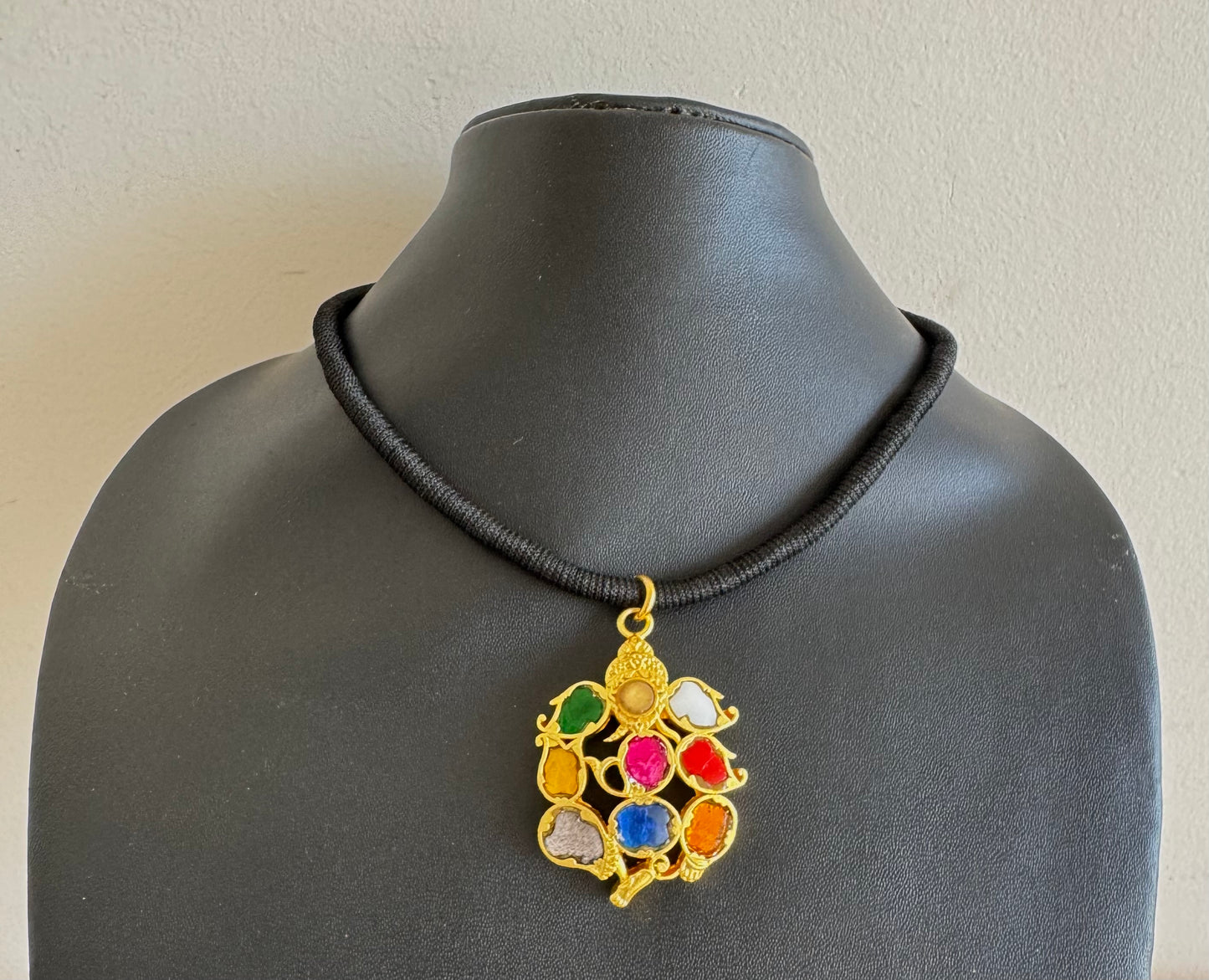 Gold tone black thread ganesha navarathna kundan jadau necklace dj-52505