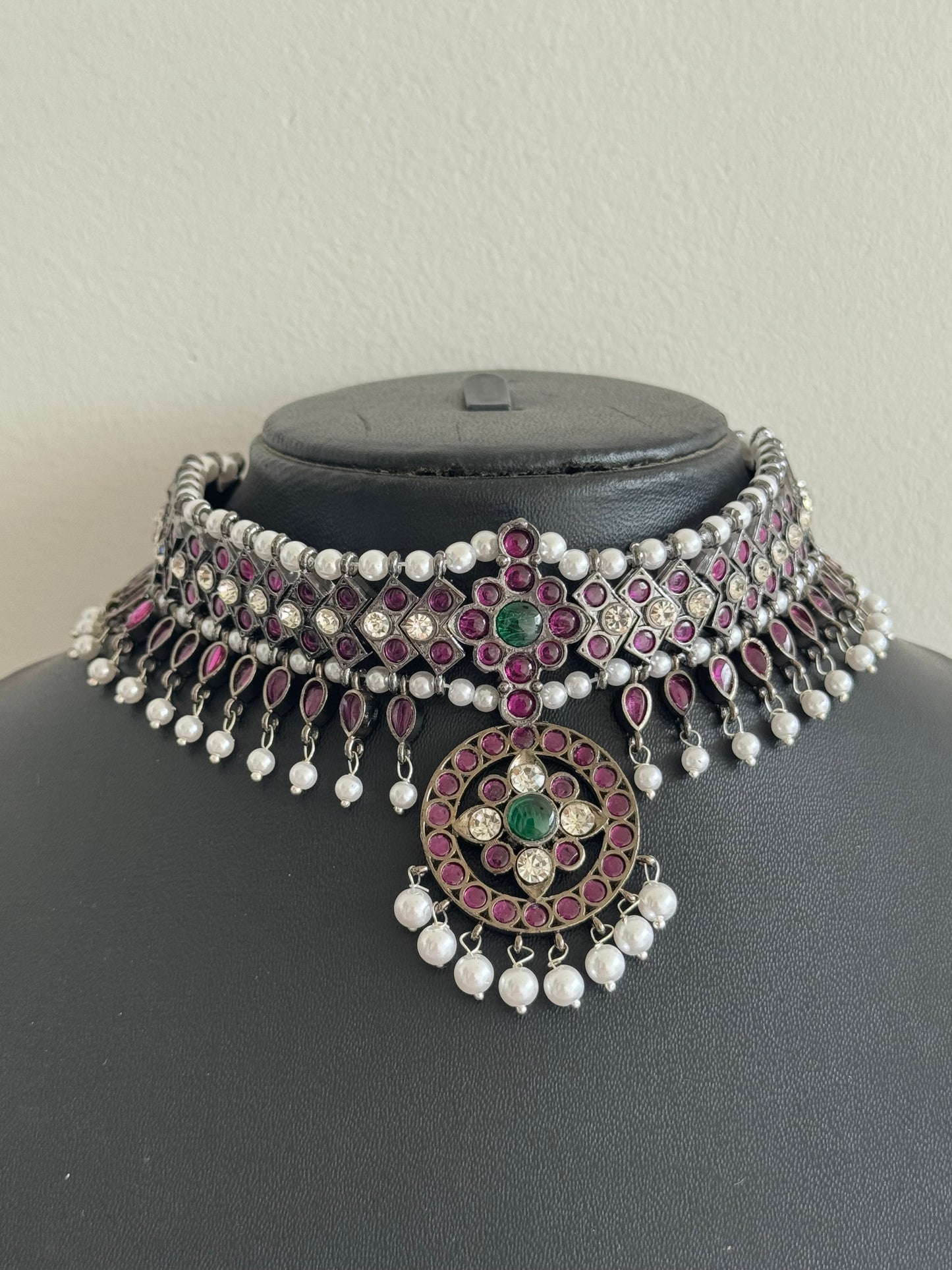 Black finish precious kemp pearl attigai/necklace dj-51762