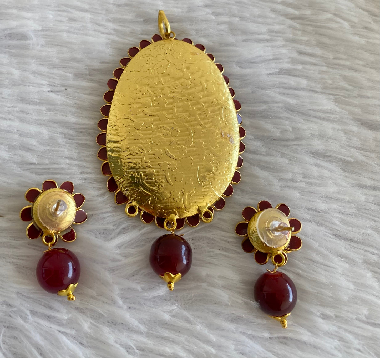 Gold tone meenakari pacchi pendent set dj-52961
