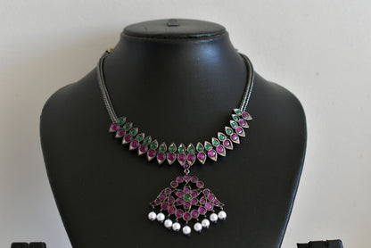 Black finish precious kemp-green pearl necklace Dj-52506