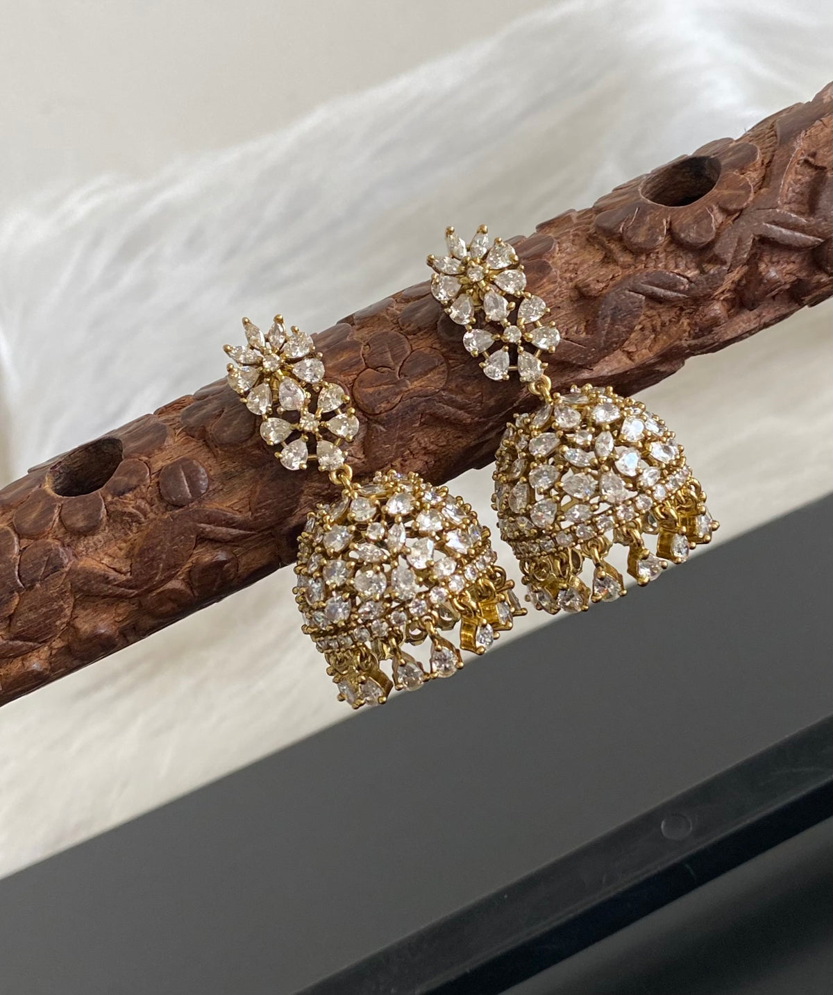 Dark antique gold tone flower white stone jhumkka dj-54647
