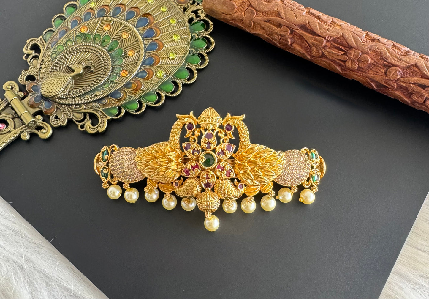 Matte finish cz kemp-green flower peacock hair clip dj-51348