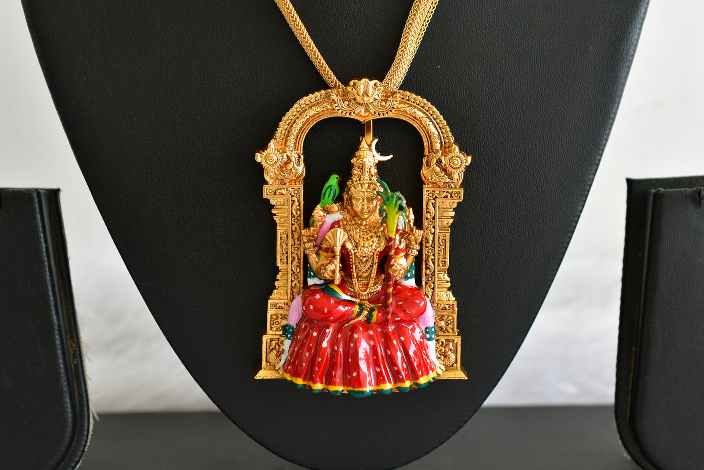 Matte-finish Red-green Meenakari big Ma Kamakshi pendant necklace dj-51815