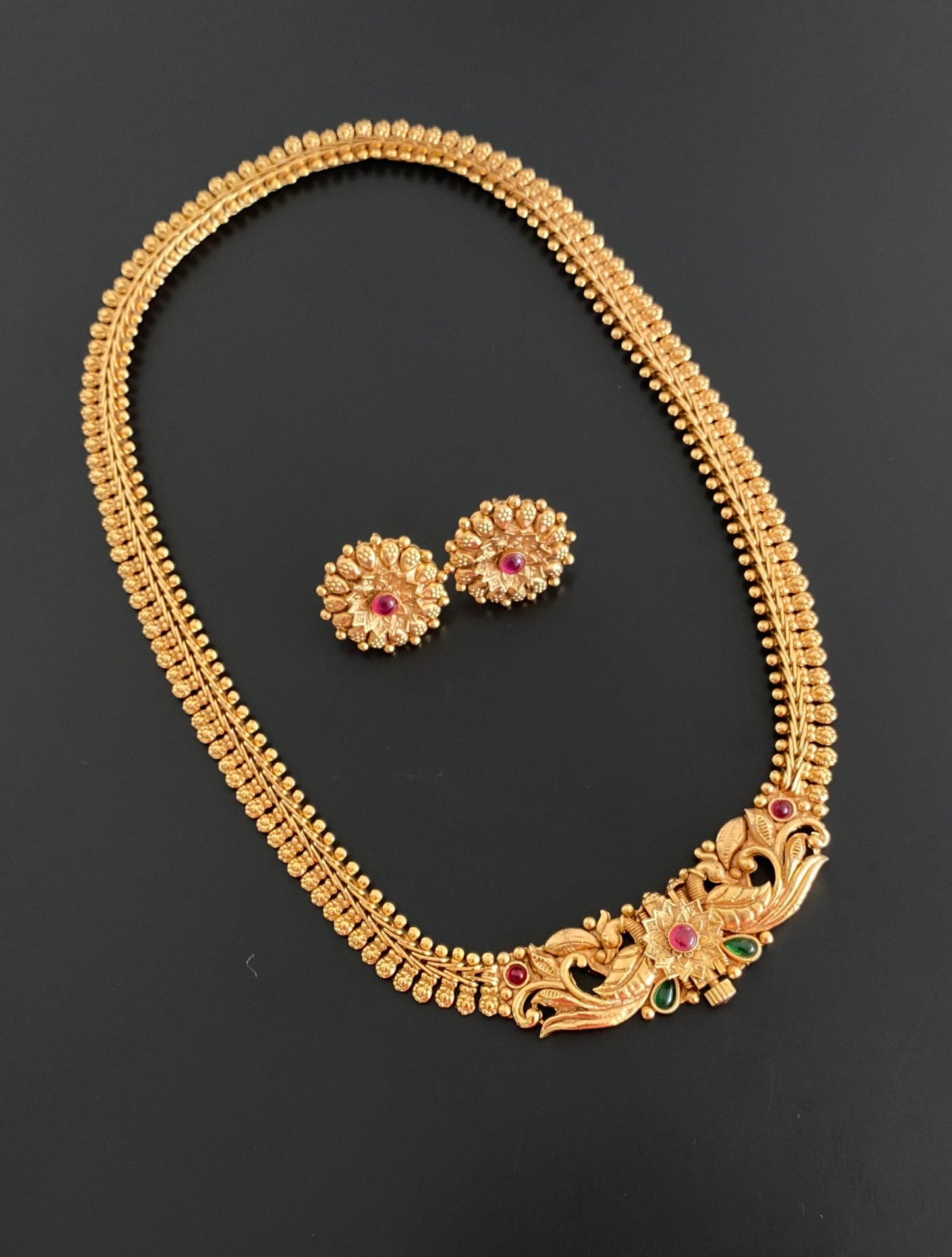 Antique gold tone kemp-green peacock front lock screw necklace set dj-54429