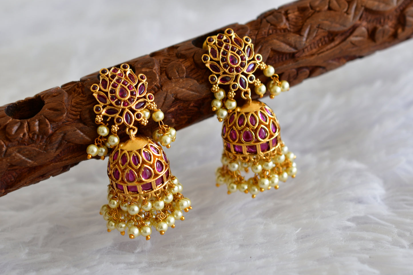 Matte finish kemp pearl lotus jhumkka dj-52154