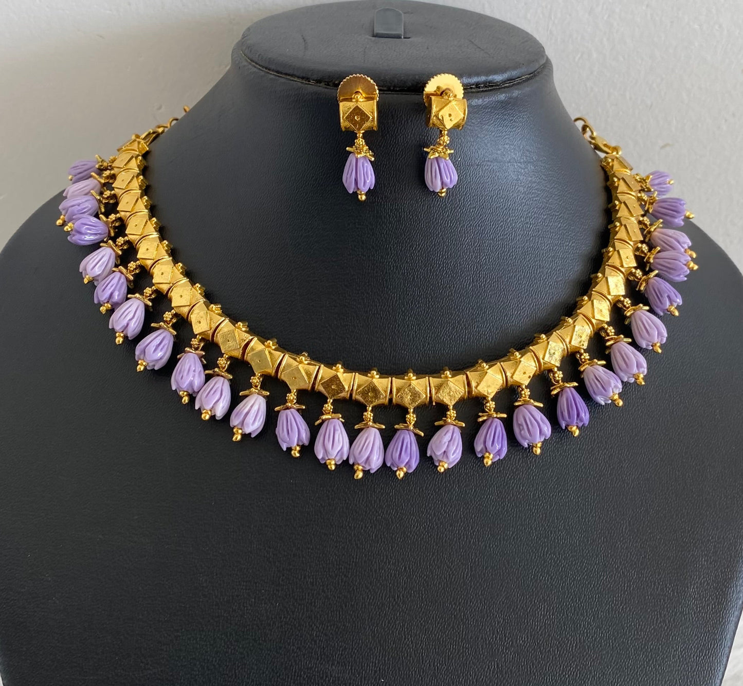 Antique gold tone purple tulip beaded necklace set dj-54038