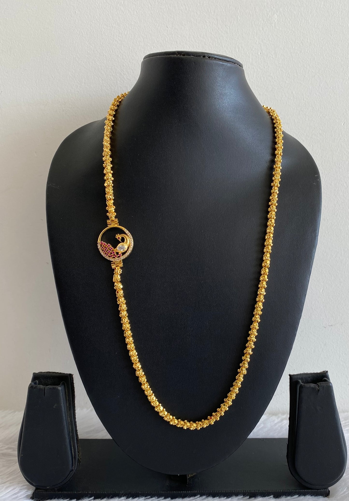Gold tone Peacock Mugappu Chain dj-05757