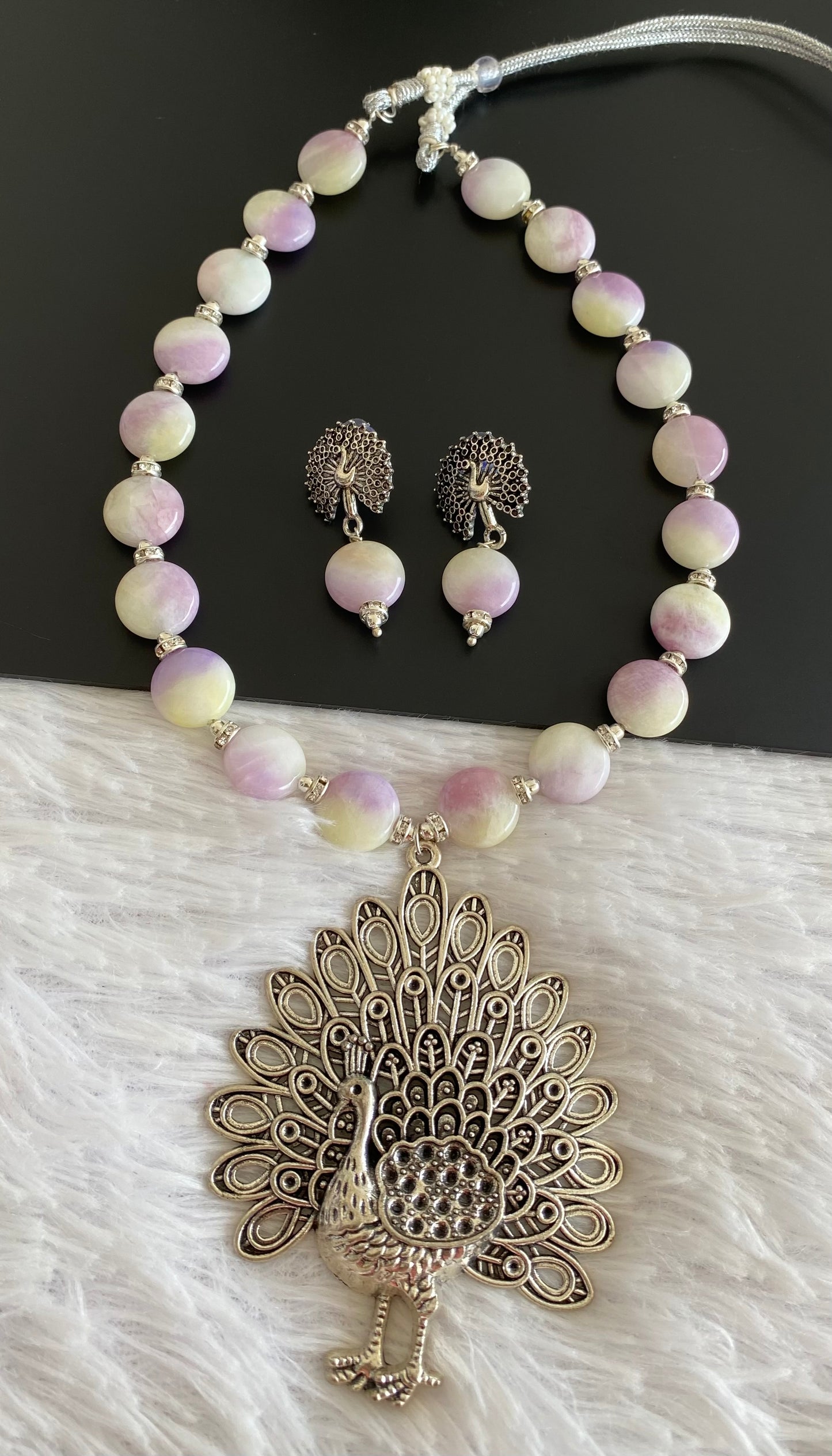 Silver tone cream purple beaded peacock pendant necklace set dj-52919