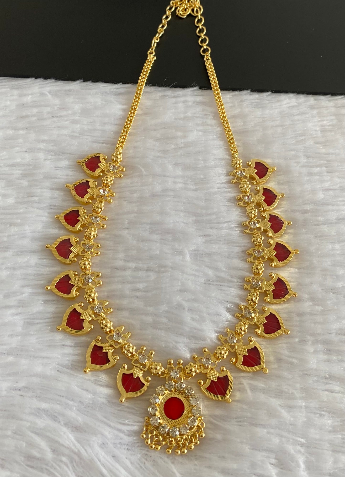 Gold tone white-red palakka necklace dj-53072