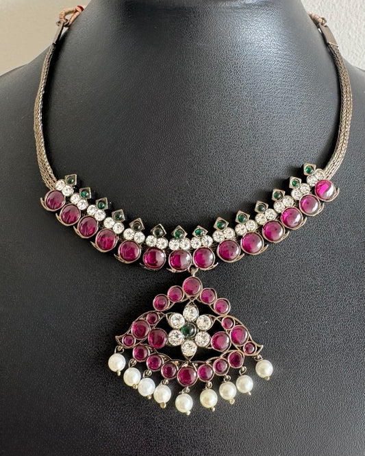 Black finish precious kemp pearl mango necklace Dj-51169