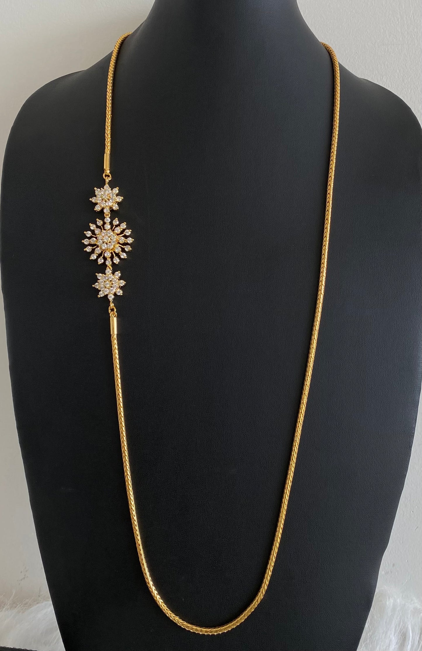 Gold tone white stone flower 30 inches mugappu chain dj-54419