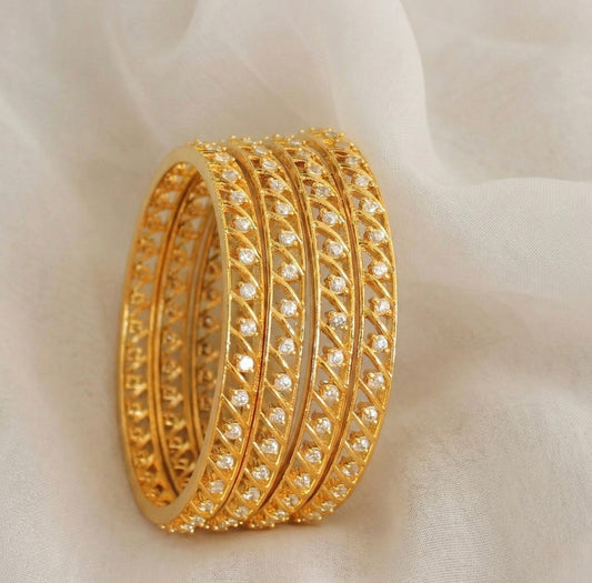Gold tone Ad White Set of 4 Bangles (2.6) dj17295