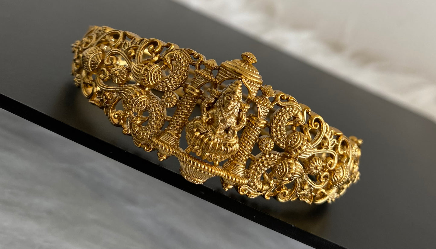 Antique gold tone lakshmi peacock lock type openable kada/bracelet dj-53462