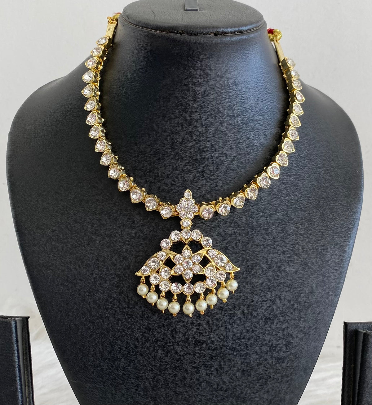 Gold tone AD white stone pearl attigai flower necklace dj-55132