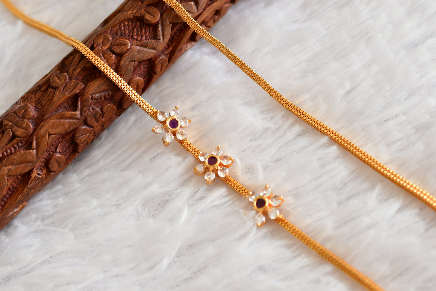 Gold tone maroon-white stone flower mugappu chain dj-51898