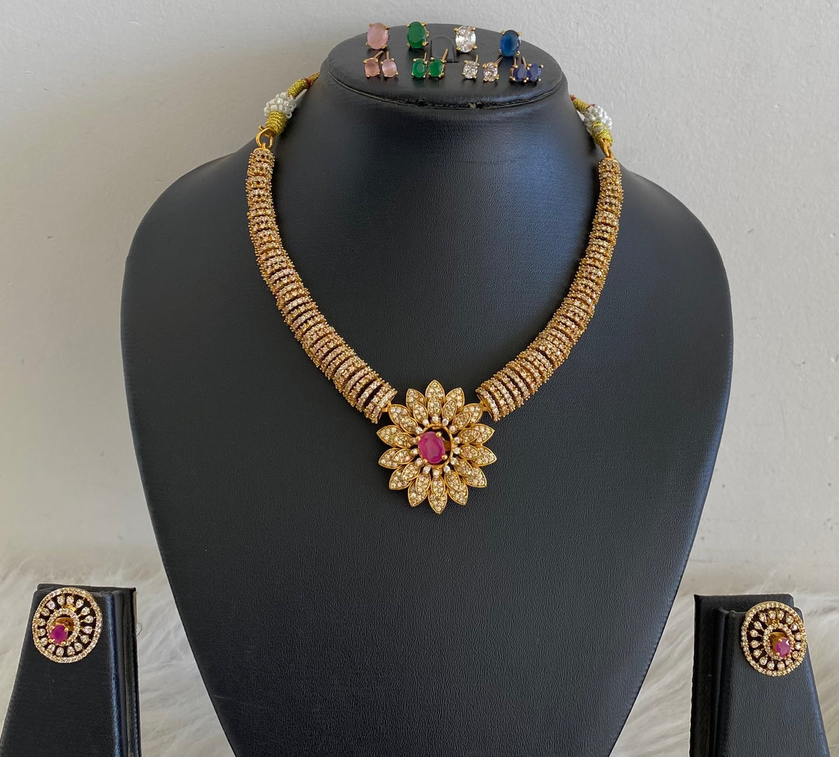Antique gold tone cz white colour changeable flower necklace set dj-54752