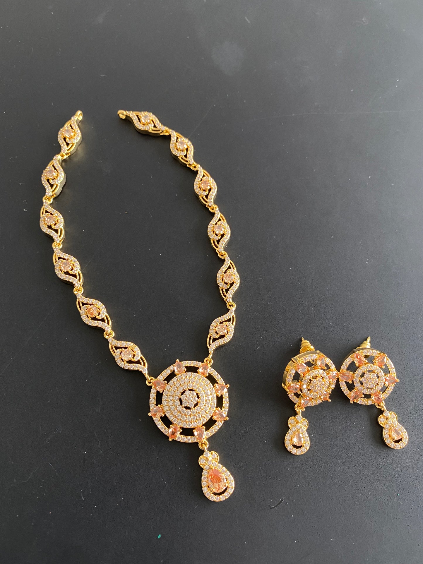 Gold Tone Cz Gold Stone Flower Necklace Set DJ31320