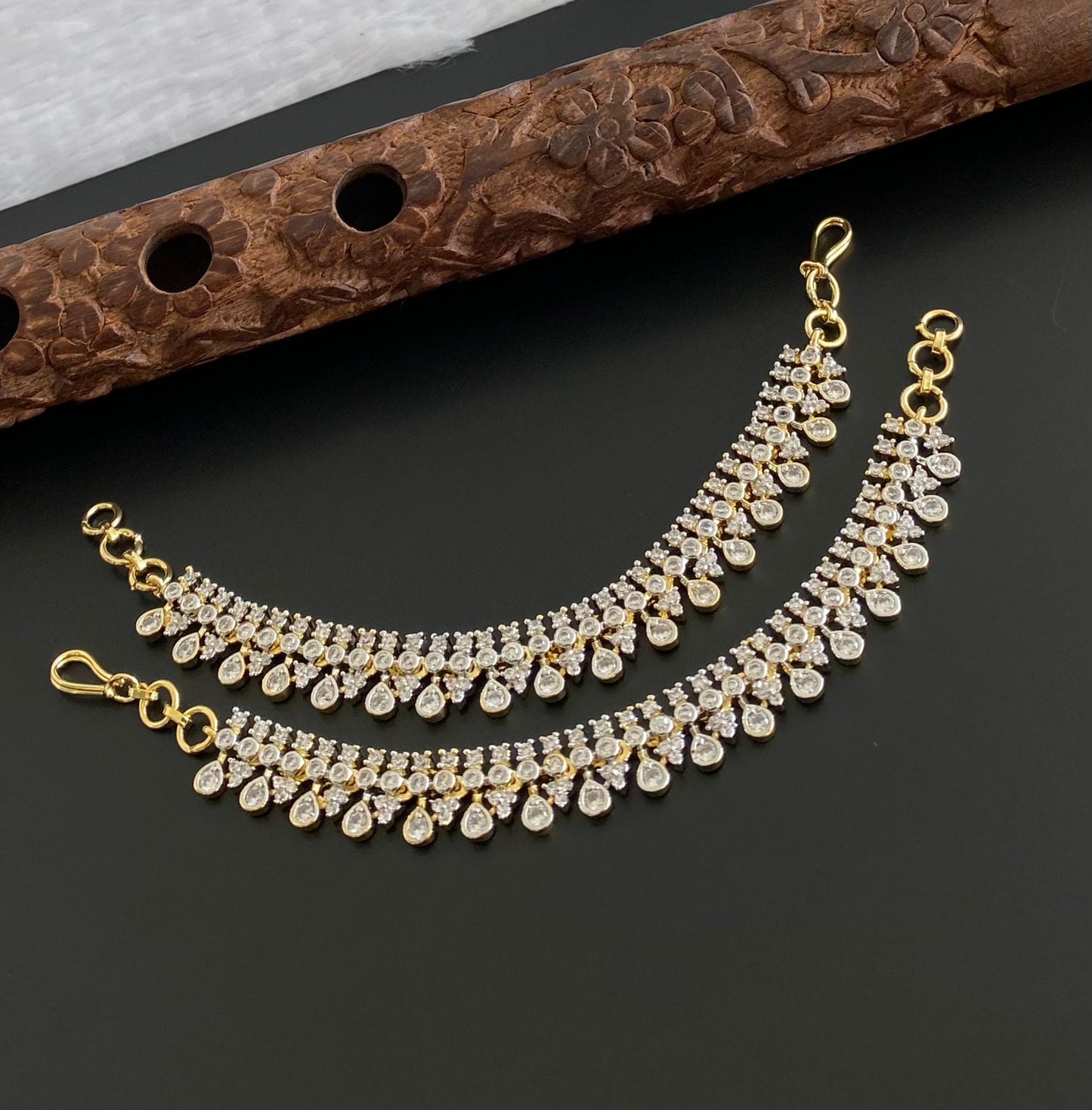 Two tone cz white stone ear side chain dj-54068