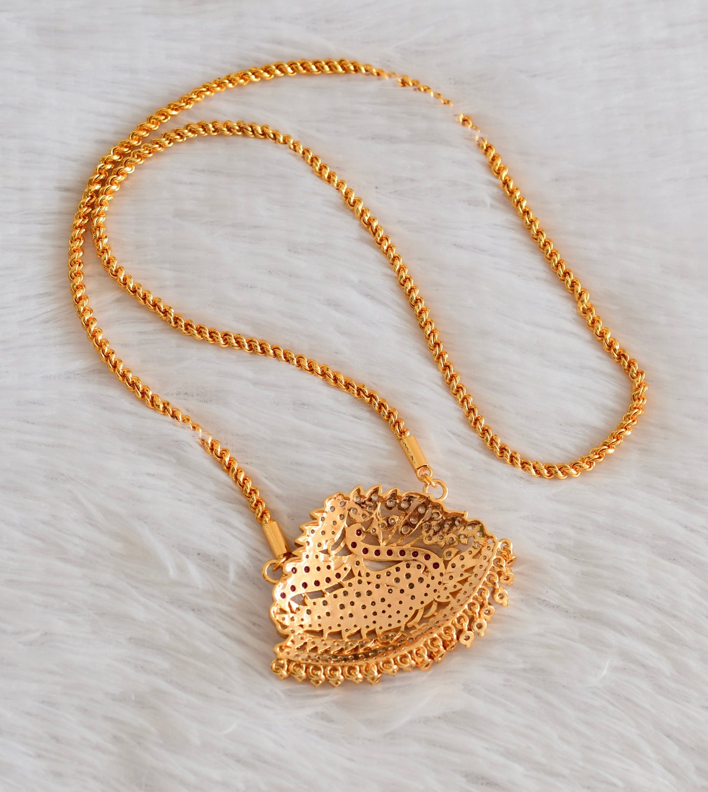 Gold tone AD pink-white swan pendant with chain dj-53329