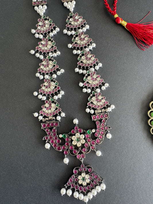 Black finish AD precious kemp pearl peacock haar Dj-51999