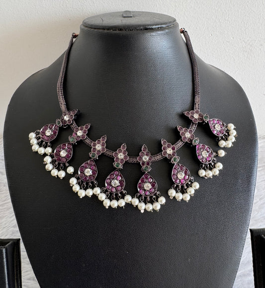 Black finish precious kemp-green pearl flower necklace dj-52282