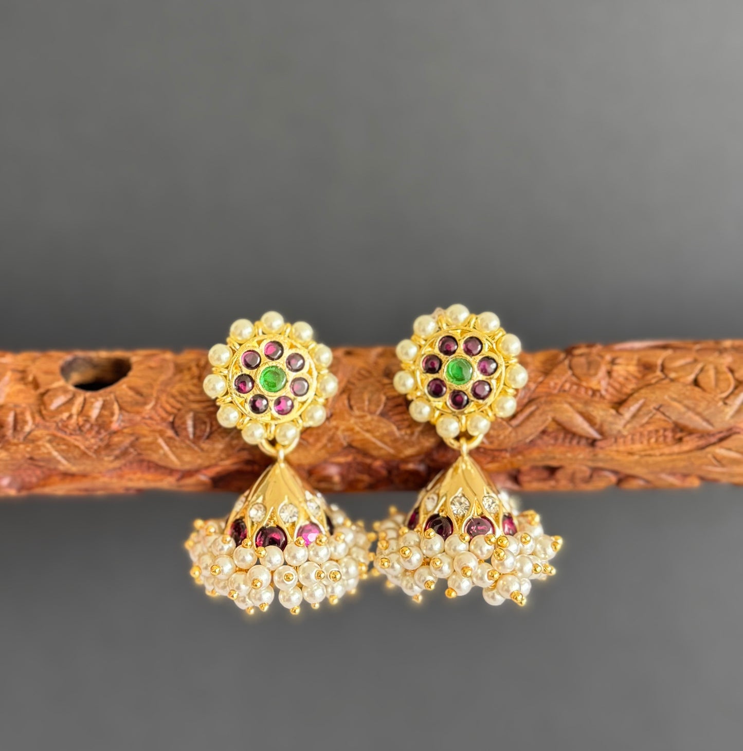 Gold tone precious kemp-green-white pearl jhumkka dj-51477