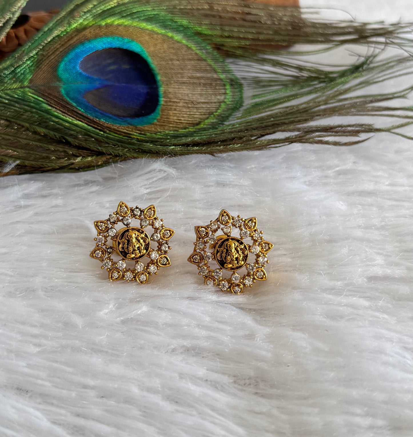 Matte finish white lakshmi round stud/earrings dj-51573