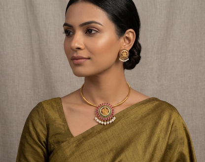 Matte finish kemp-green-white Lakshmi hasli necklace set dj-41032