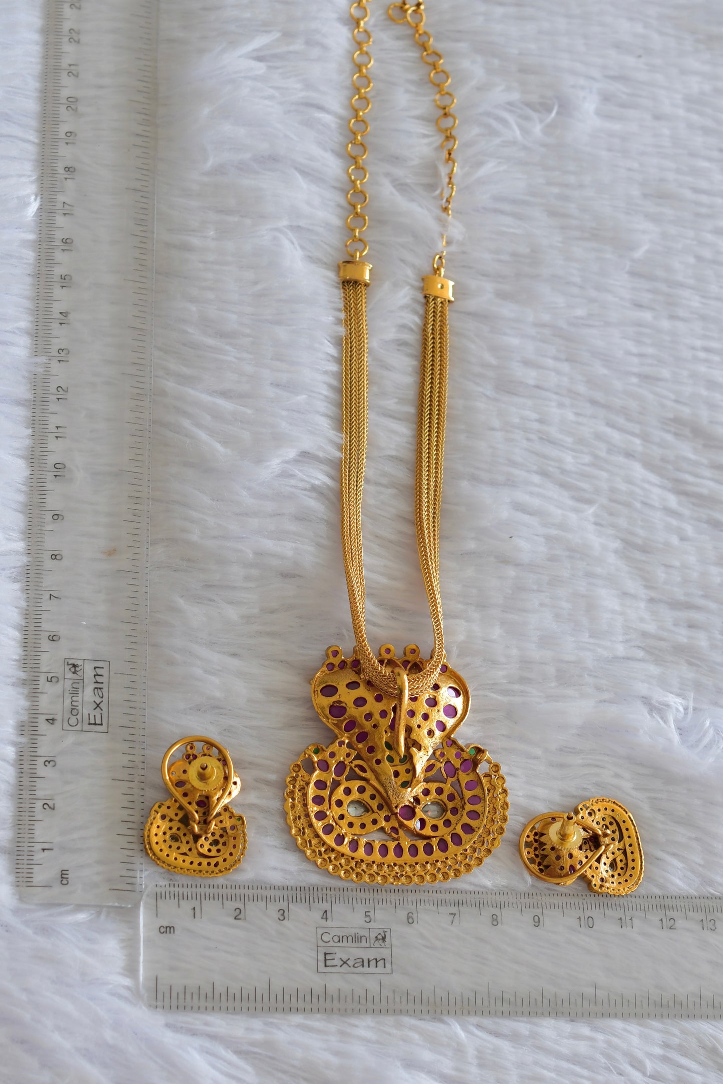 Matte finish kemp-green pearl Kalinga Narthana Krishna pendant necklace set dj-51818