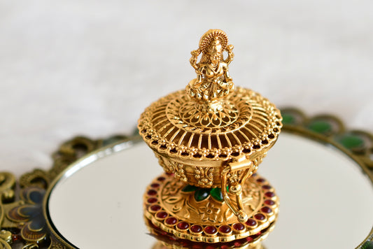 Antique gold tone kemp-green Ma Lakshmi kumkum box dj-52316