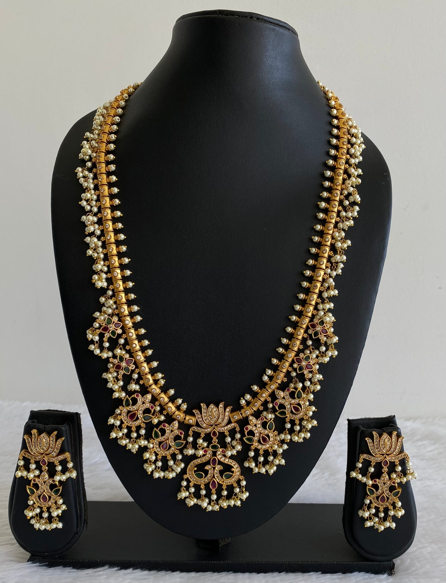Matte finish Ruby-emerald-white Lotus Gutta pusalu Haar set dj-35763