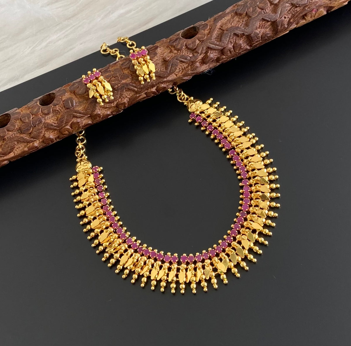 Gold tone AD ruby stone elakka thali choker necklace set dj-55024