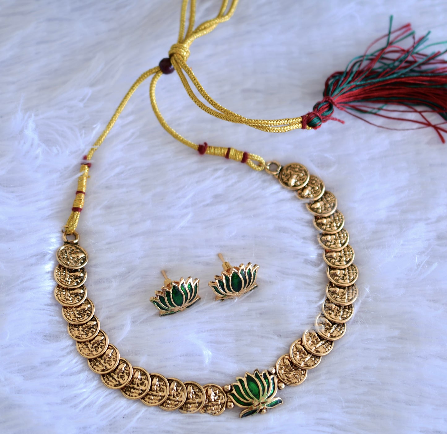 Antique gold tone lakshmi coin green lotus necklace set dj-52733