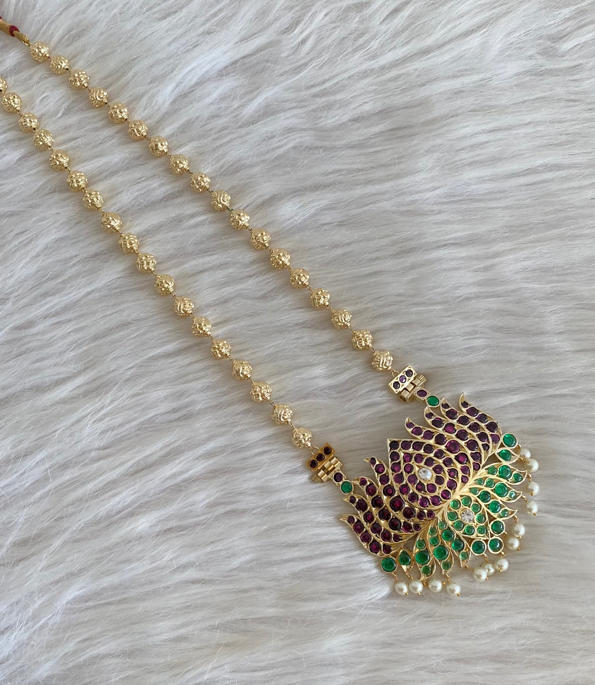 Gold tone precious kemp-green-white lotus nakshi beaded haar dj-54728