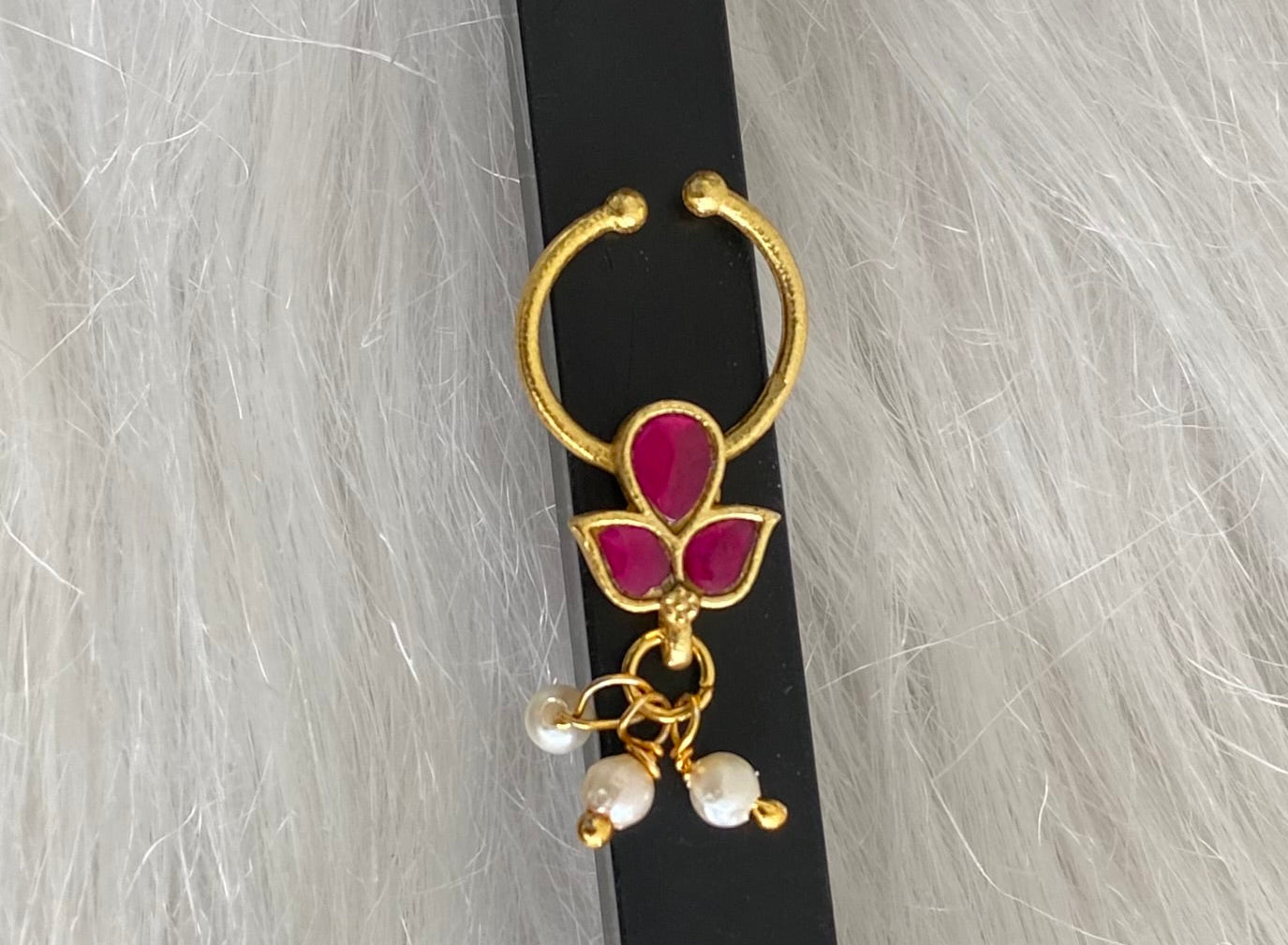 Gold tone kundan jadau pink stone pearl nose pin/bulakku dj-53800