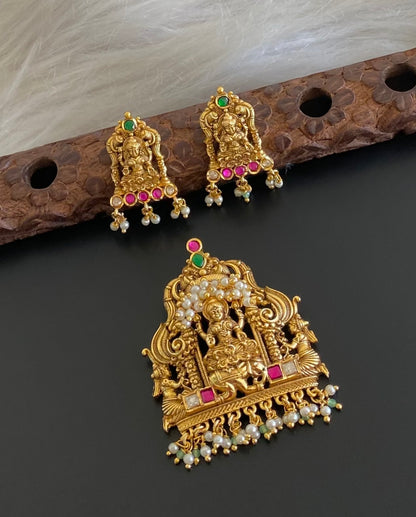 Antique gold tone pink-green-white pearl lakshmi peacock pendant set dj-54771