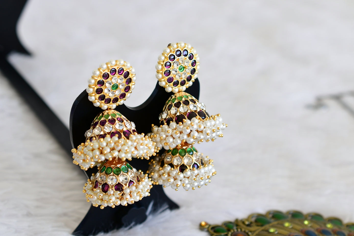 Gold tone precious kemp-green-white stone pearl big step jhumkka dj-52519
