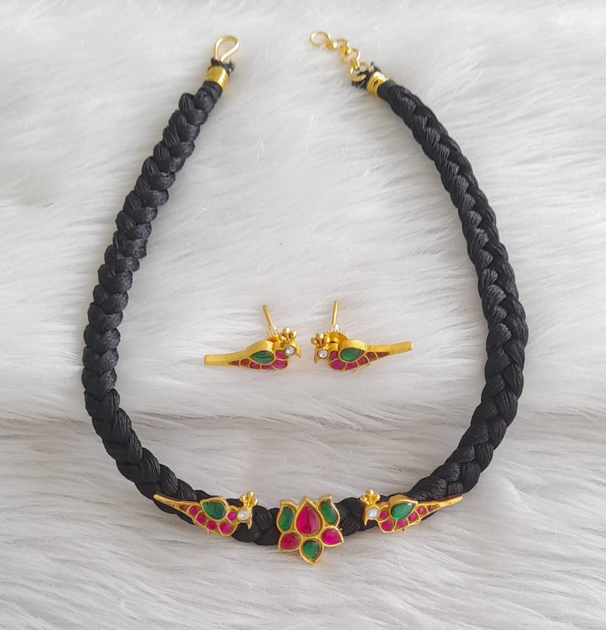 Gold tone black silk thread pink-green-white lotus bird kundan jadau necklace set dj-47366