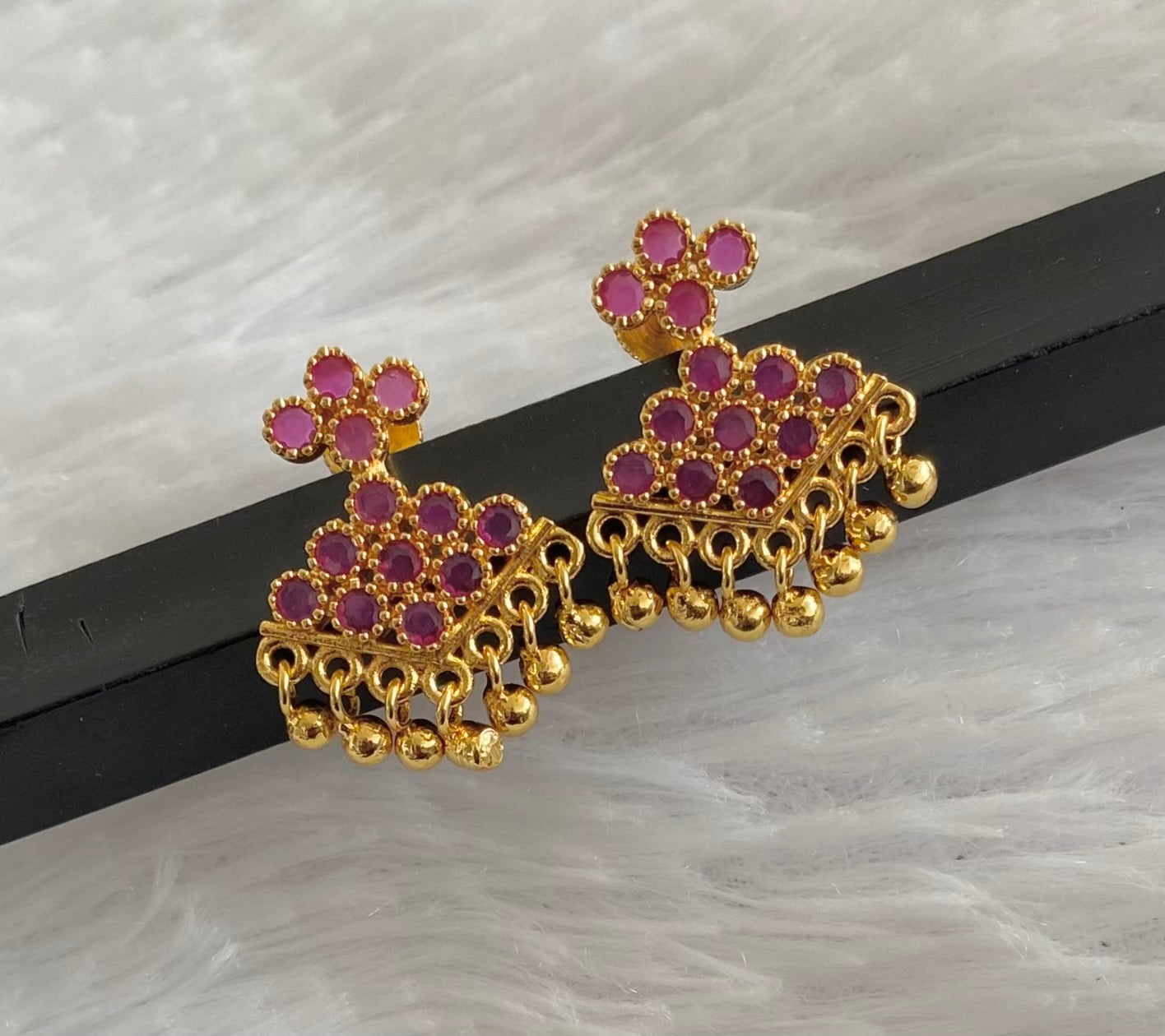 Gold tone ruby stone pathakkam earrings dj-44895
