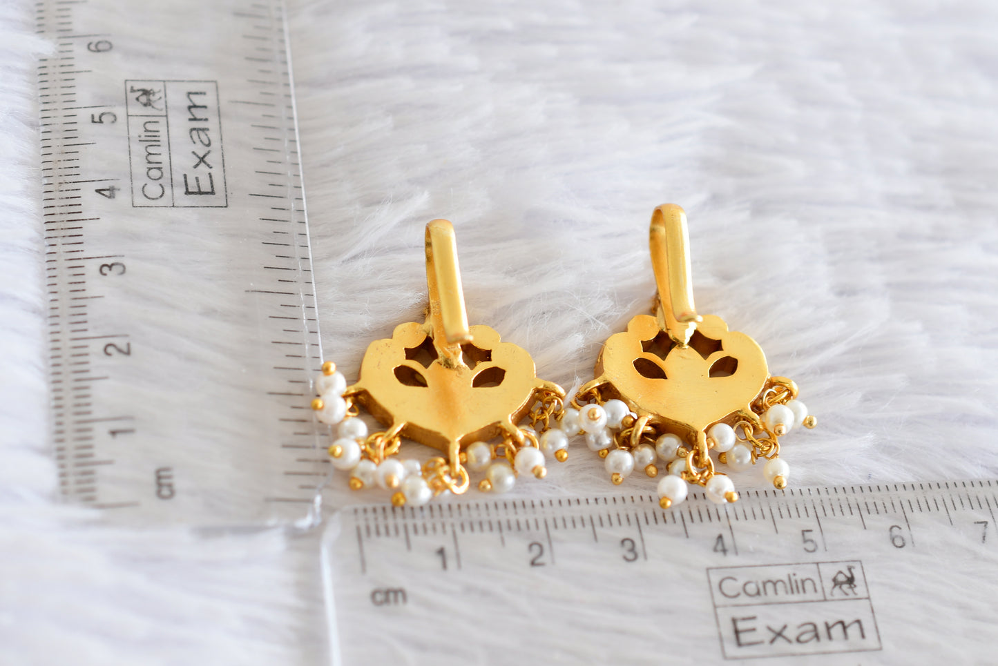 Gold tone pink-green-white kundan jadau bugadi earrings dj-52475