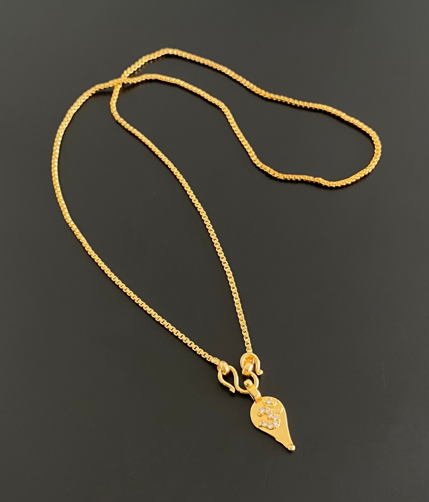 Gold tone 18 inches chain with cz om elakka pendant dj-54392