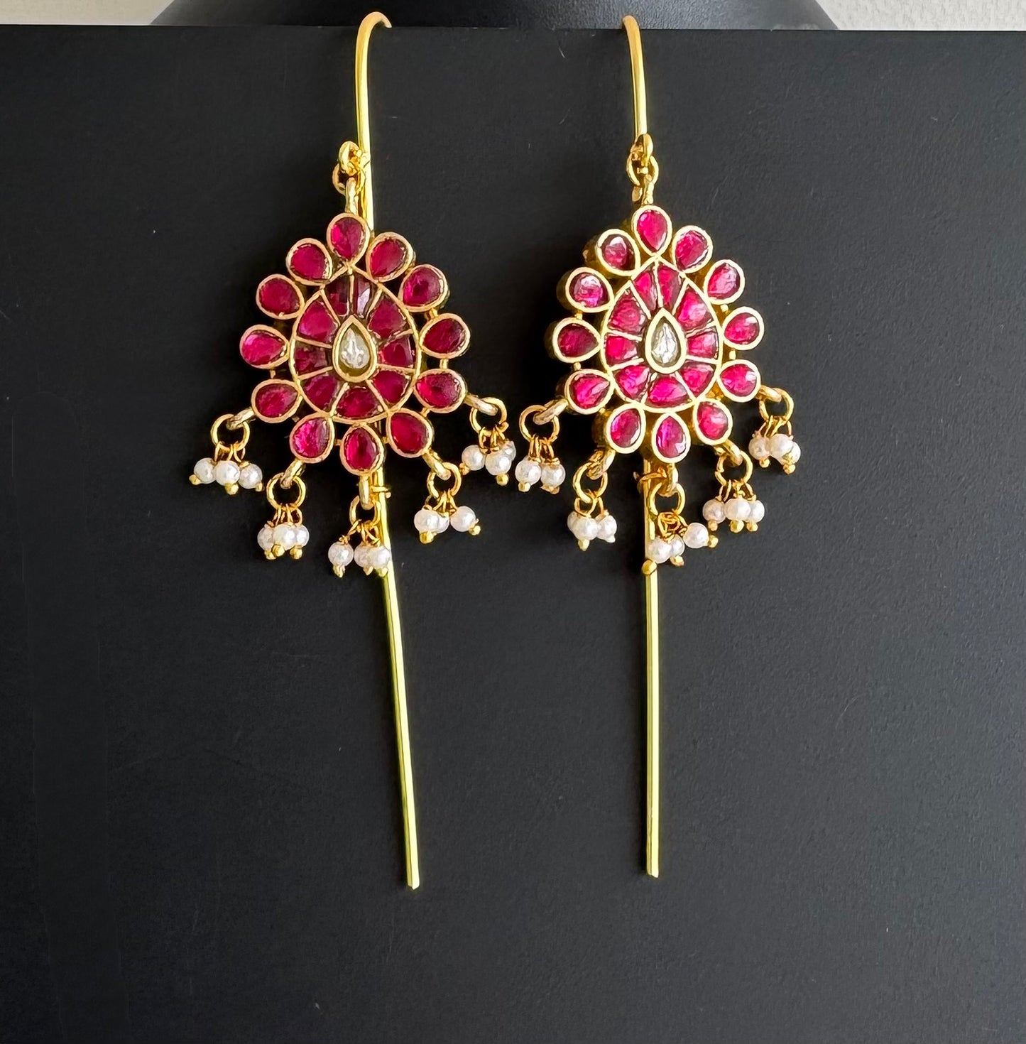Gold tone pink kundan jadau thilak bugadi earrings dj-51140