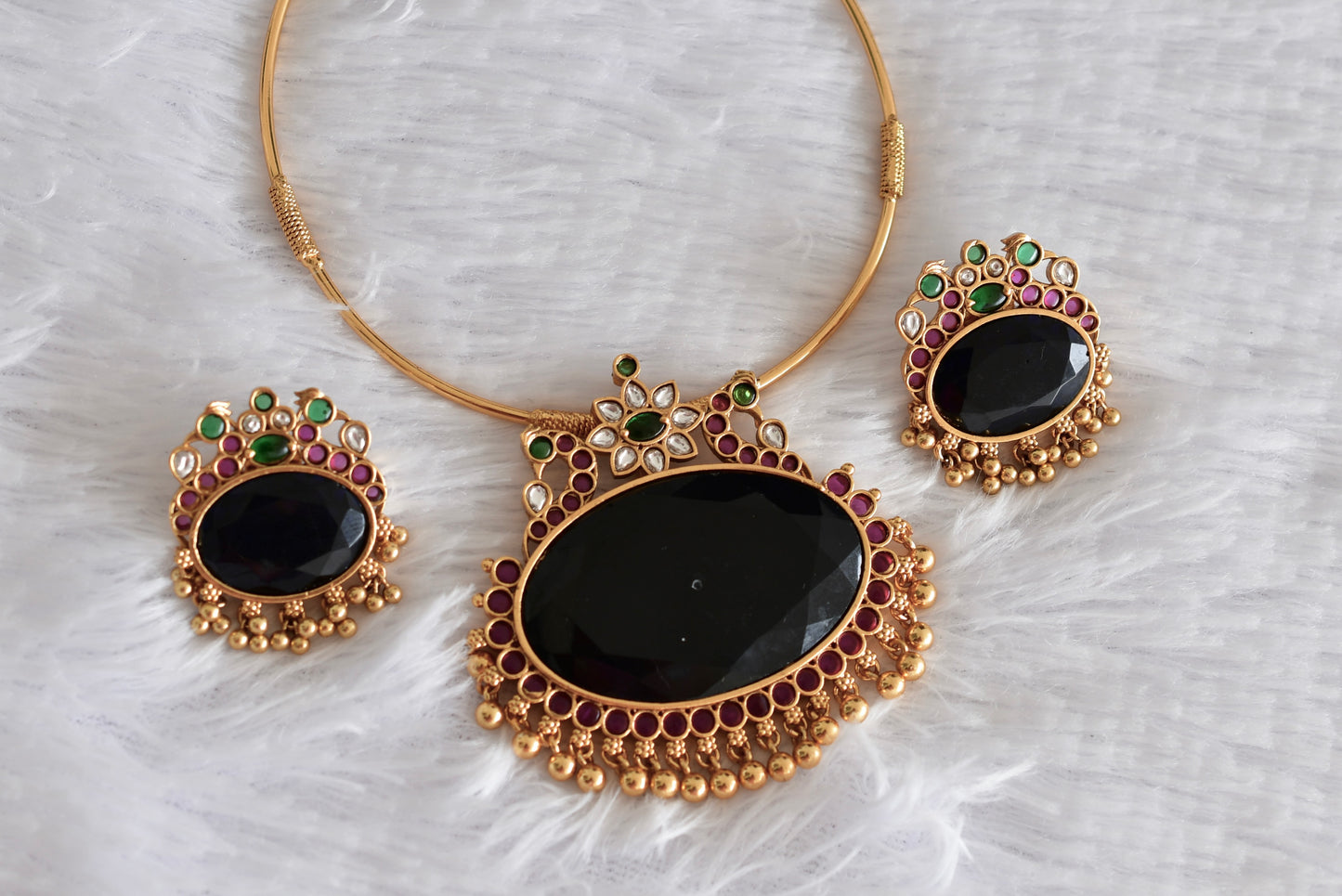 Matte finish peacock big blue oval stone pendant hasli necklace set dj-51225